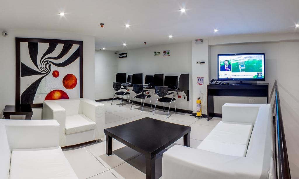 Hotel Metropolitano 4*